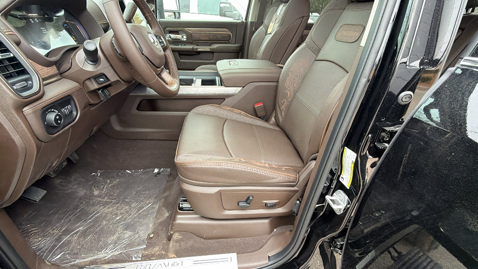 New 2026 RAM 2500 Limited image 16