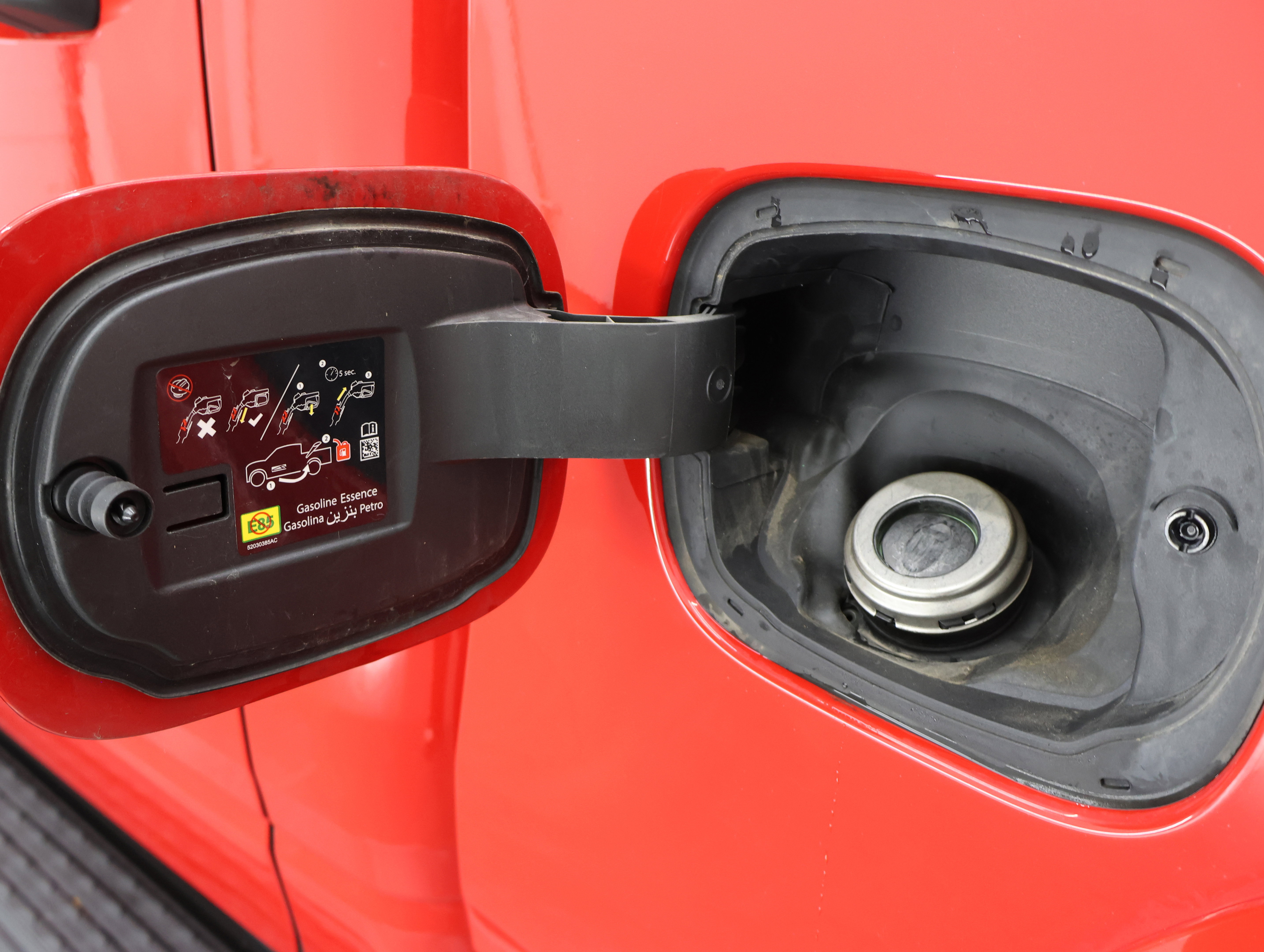 Used 2021 RAM 1500 Big Horn w/ Built-to-serve Edition image 32