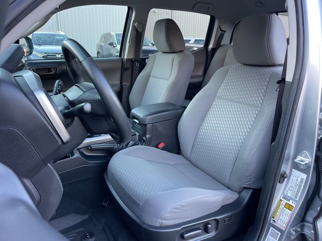 Used 2022 Toyota Tacoma SR5 image 19