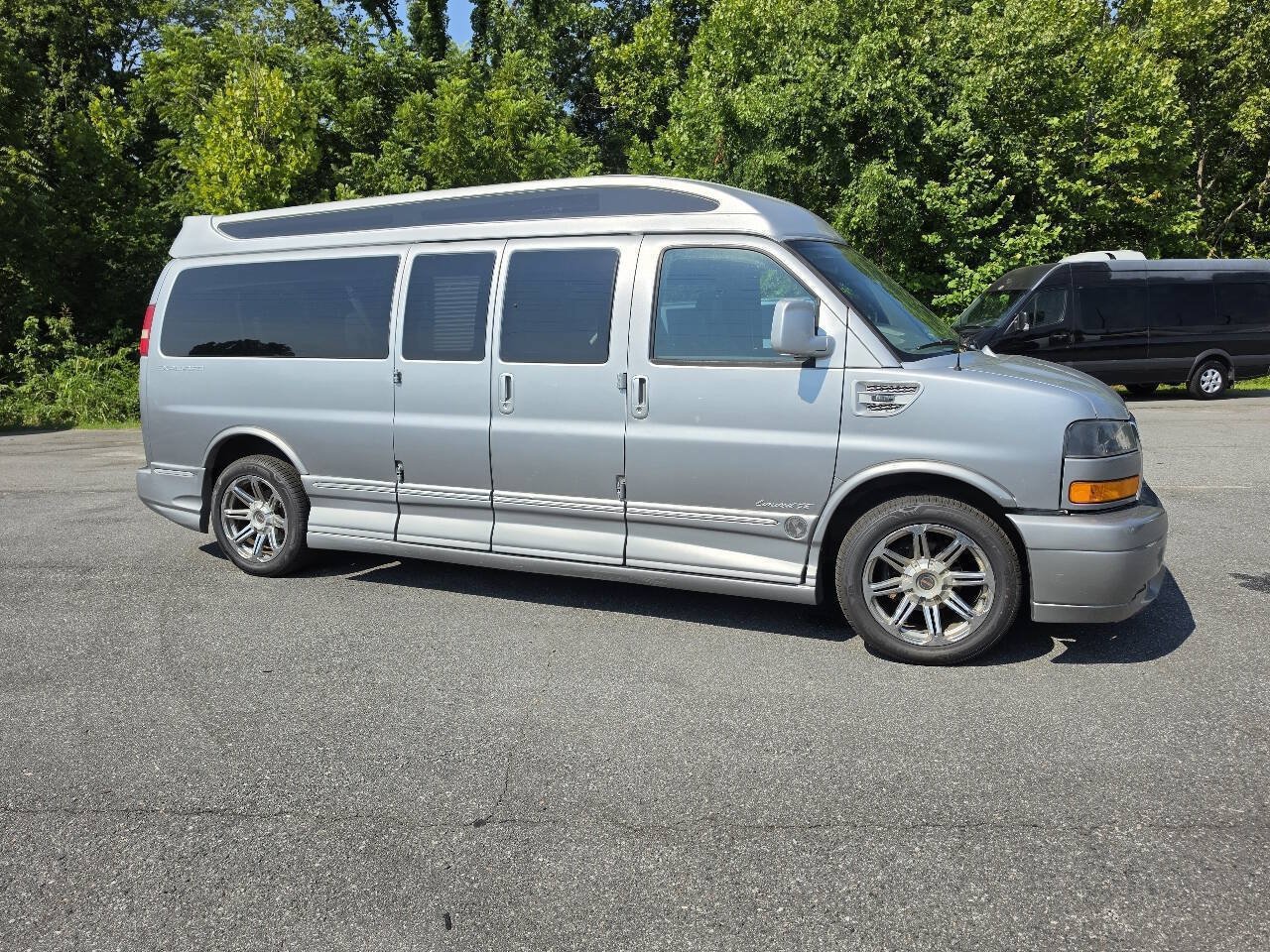 Used 2015 GMC Savana 2500 Extended RWD image 3