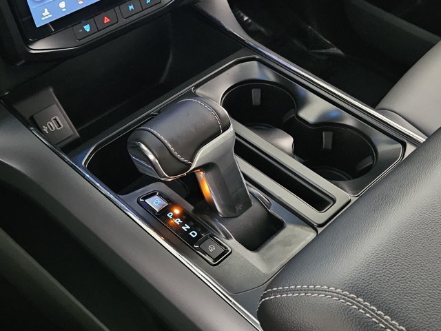 New 2025 Ford F150 Lightning Flash AWD/4WD image 23