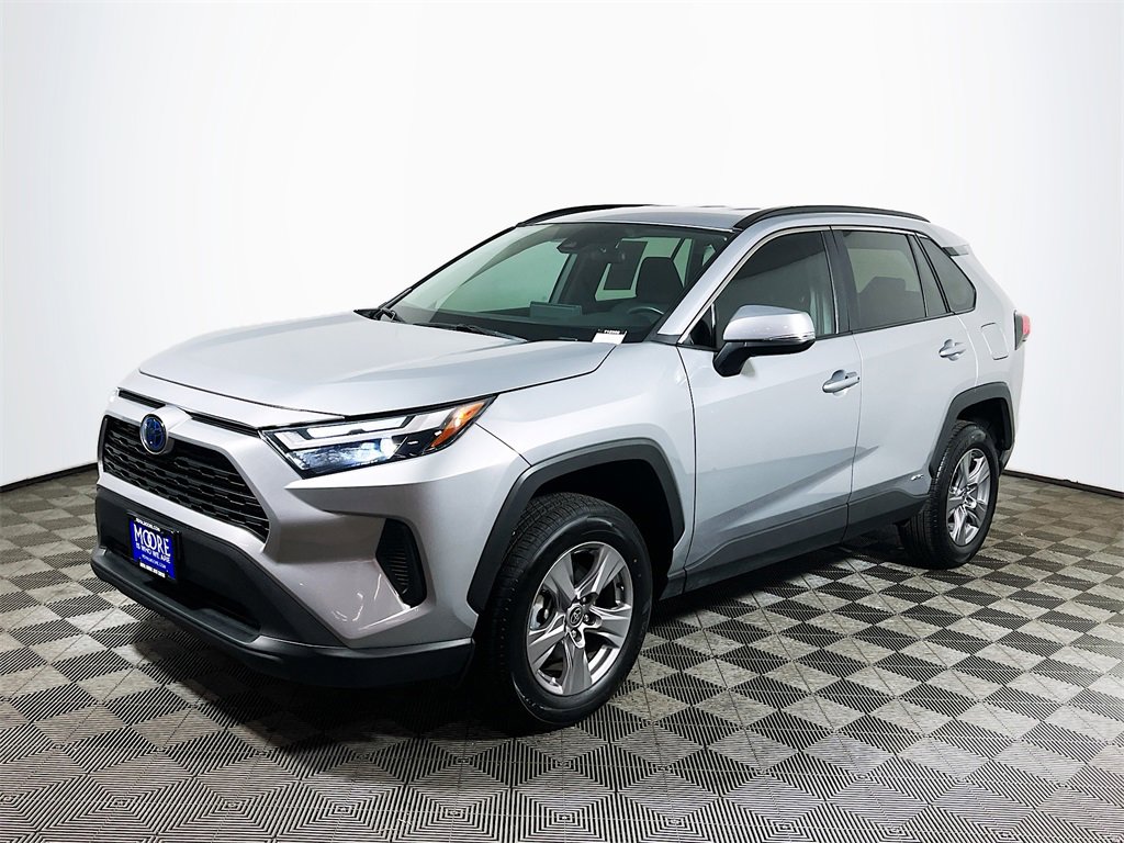 Certified 2024 Toyota RAV4 XLE image 4