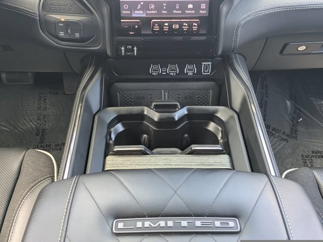 Used 2025 RAM 3500 Limited AWD/4WD image 19