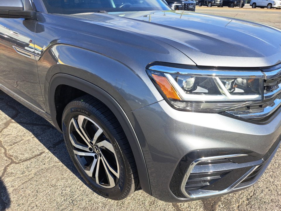 Used 2020 Volkswagen Atlas Cross Sport SEL R-Line AWD/4WD image 20