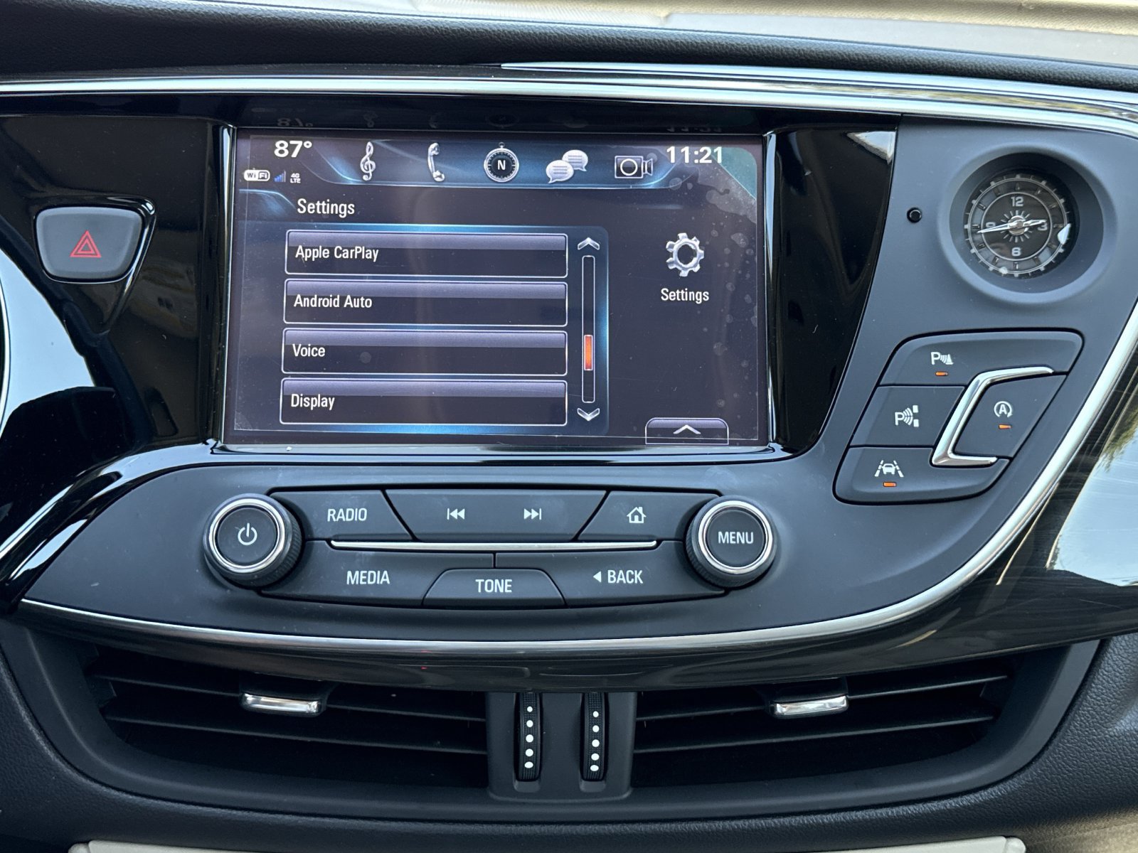 Used 2020 Buick Envision Premium w/ Driver Confidence Package AWD/4WD image 30