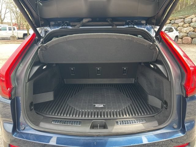 Used 2021 Cadillac XT4 Premium Luxury AWD/4WD image 26