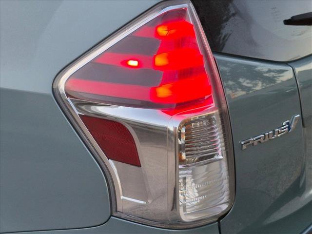 Used 2015 Toyota Prius V Five FWD image 16