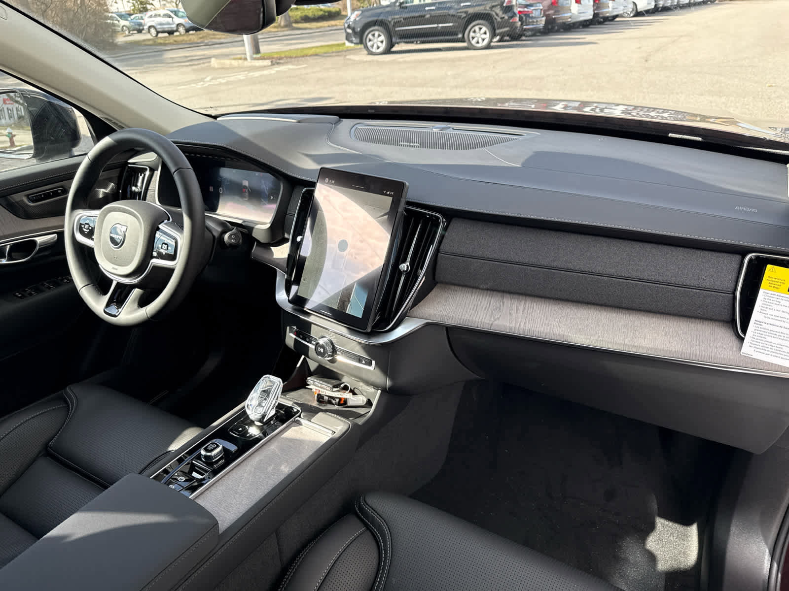 New 2026 Volvo XC90 T8 Ultra w/ Protection Package Premier image 30