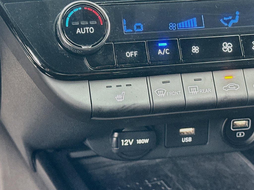 Used 2022 Hyundai Elantra N FWD image 21