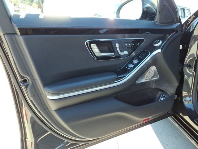Certified 2022 Mercedes-Benz S 500 4MATIC image 12