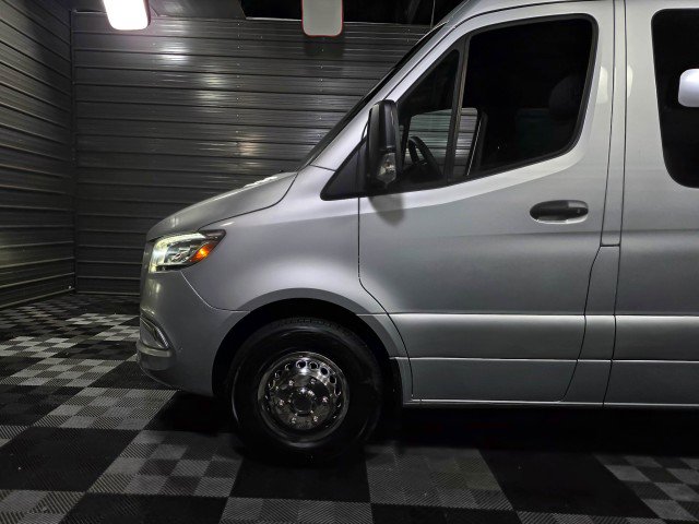 Used 2022 Mercedes-Benz Sprinter 3500 image 33