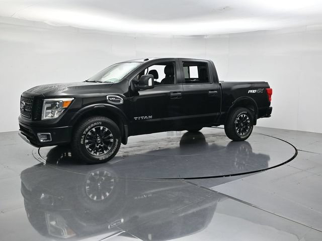 Used 2017 Nissan Titan PRO-4X w/ Pro-4x Convenience Package AWD/4WD image 5