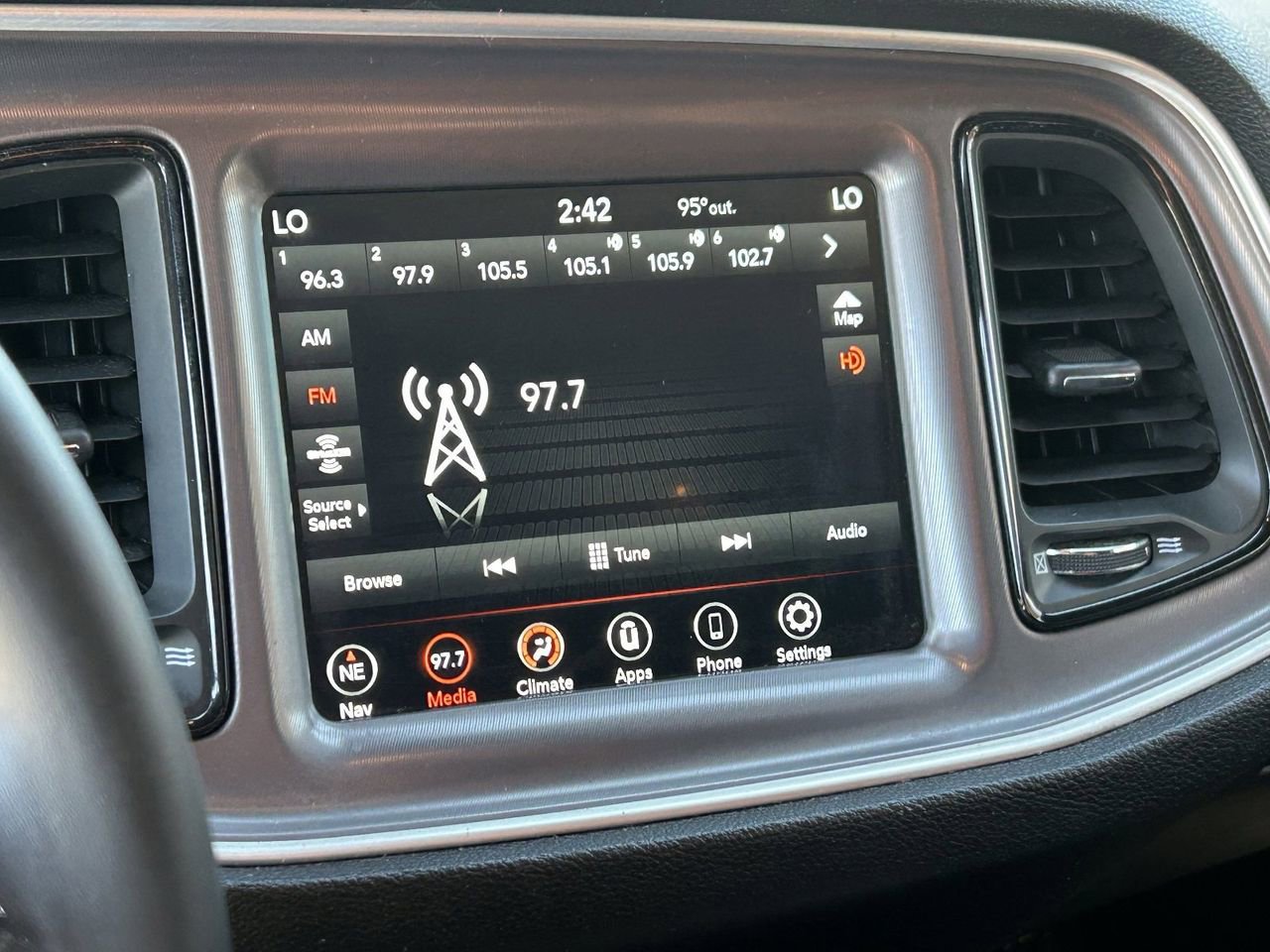 Used 2019 Dodge Challenger SXT image 20