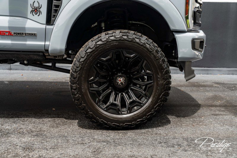 Used 2025 Ford F250 Lariat w/ Lariat Ultimate Package image 24