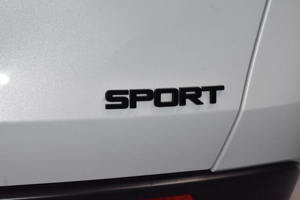 Used 2025 Honda HR-V Sport image 31