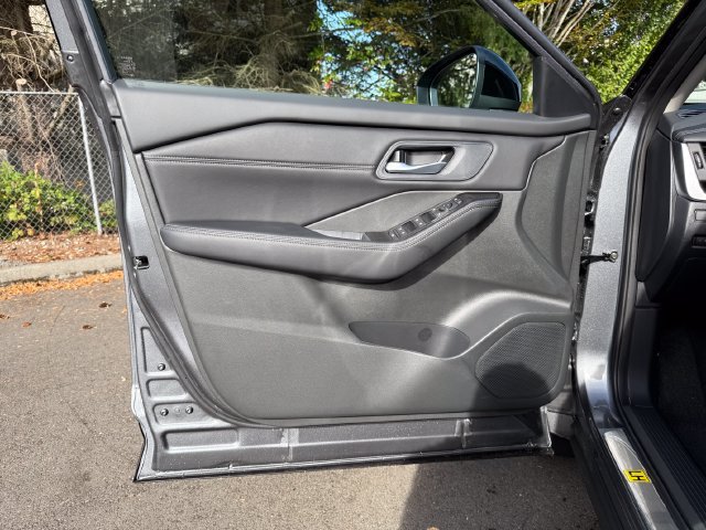 New 2026 Nissan Rogue Dark Armor AWD/4WD image 15