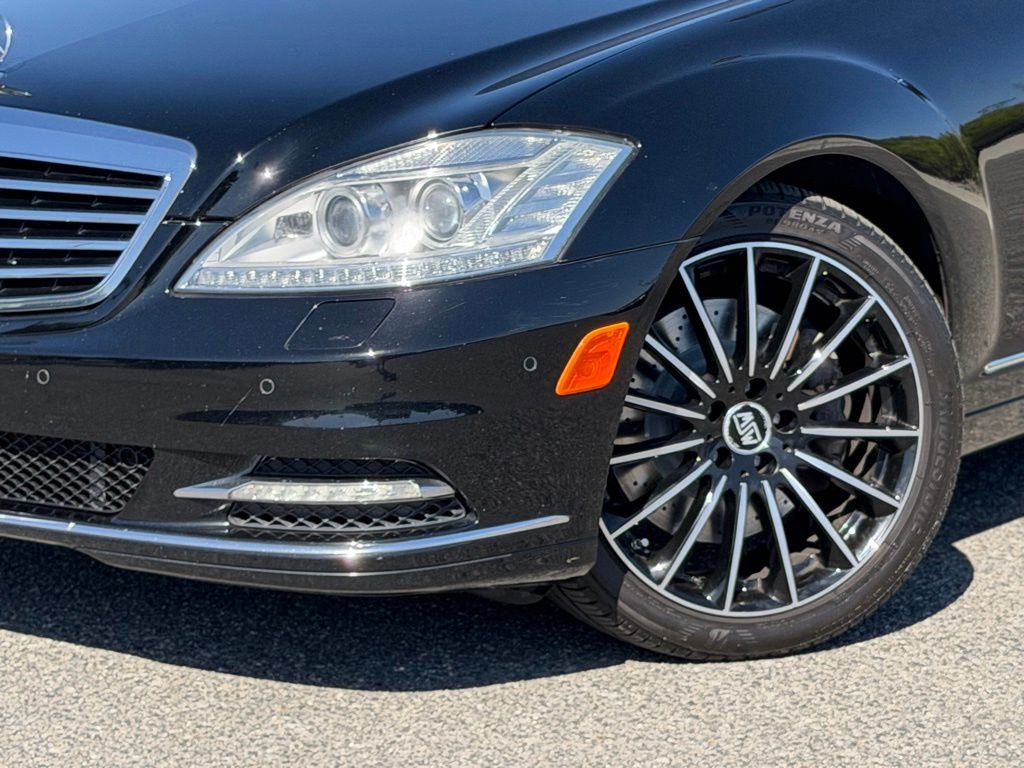 Used 2013 Mercedes-Benz S 550 4MATIC image 4