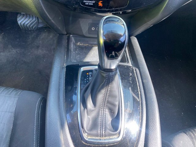 Used 2018 Nissan Rogue SV AWD/4WD image 21