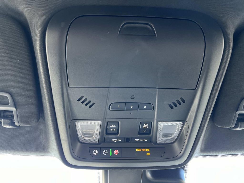 Used 2019 Cadillac XT4 Premium Luxury w/ Enhanced Visibility Package image 35