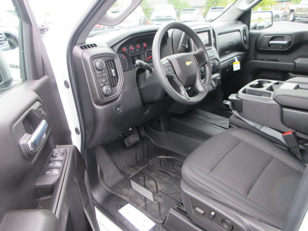 New 2026 Chevrolet Silverado 1500 Custom w/ Turbomax Blackout Package AWD/4WD image 12