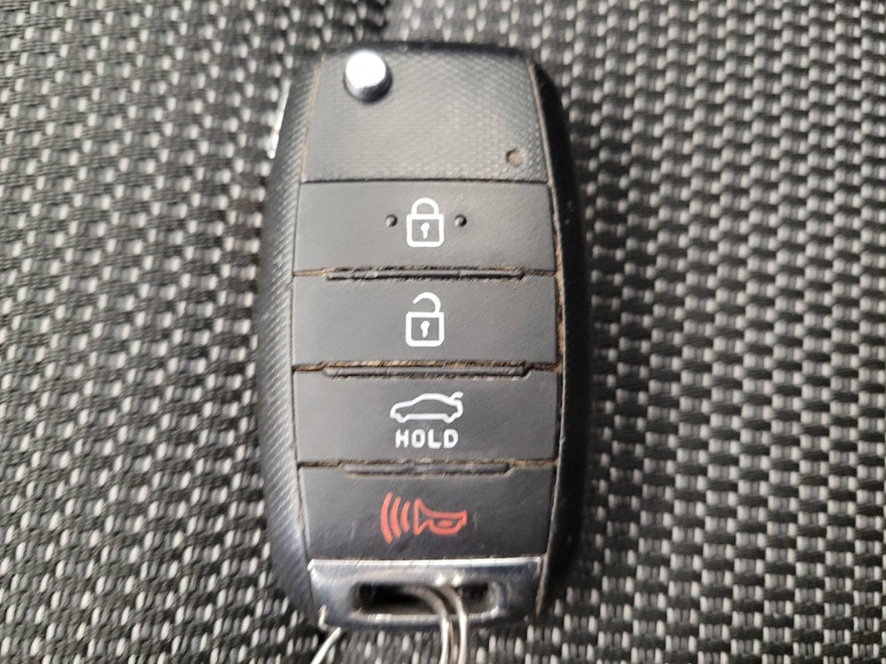Used 2017 Kia Forte LX FWD image 32