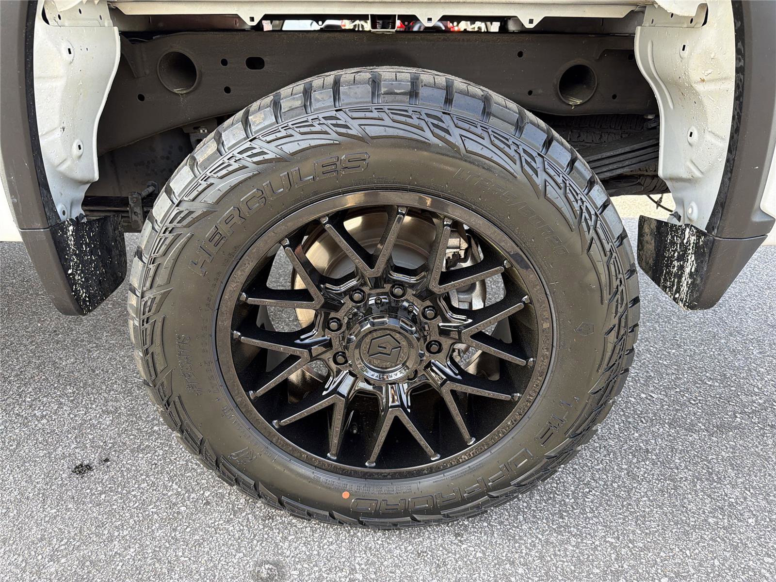 Used 2025 Chevrolet Silverado 2500 LT w/ Convenience Package AWD/4WD image 19