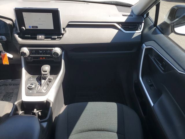 Used 2024 Toyota RAV4 LE image 16