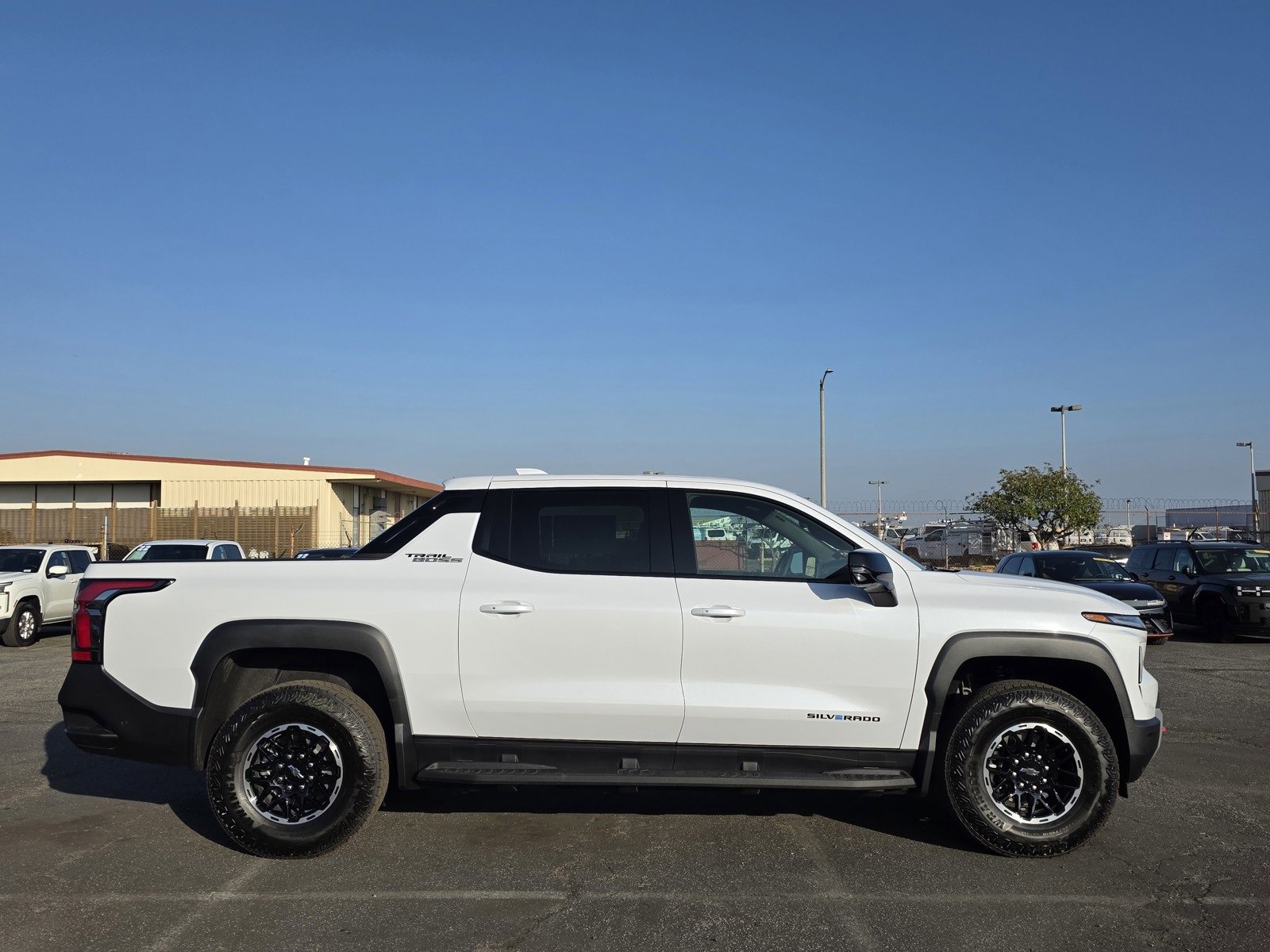 New 2026 Chevrolet Silverado EV Trail Boss image 7