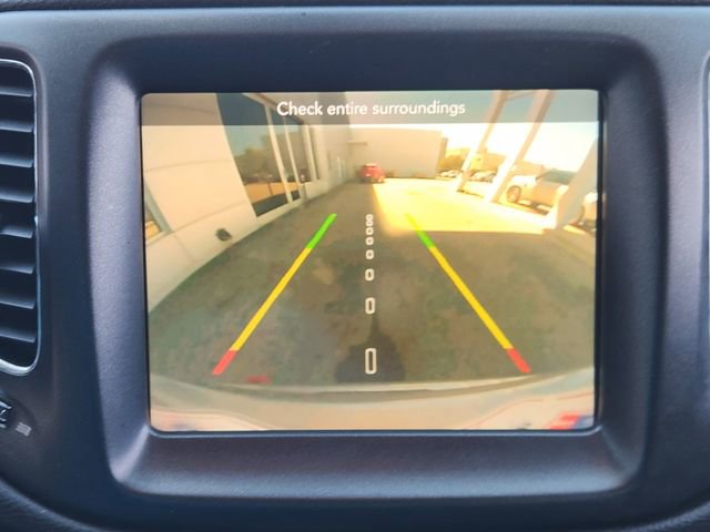Used 2018 Jeep Compass Trailhawk AWD/4WD image 13