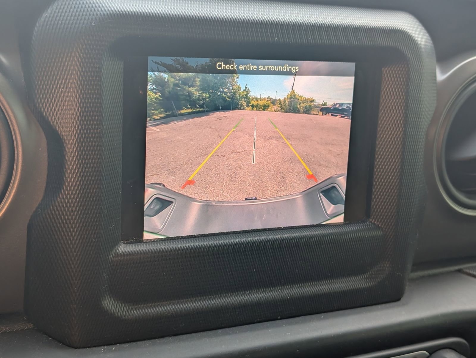 Used 2022 Jeep Gladiator Sport image 11