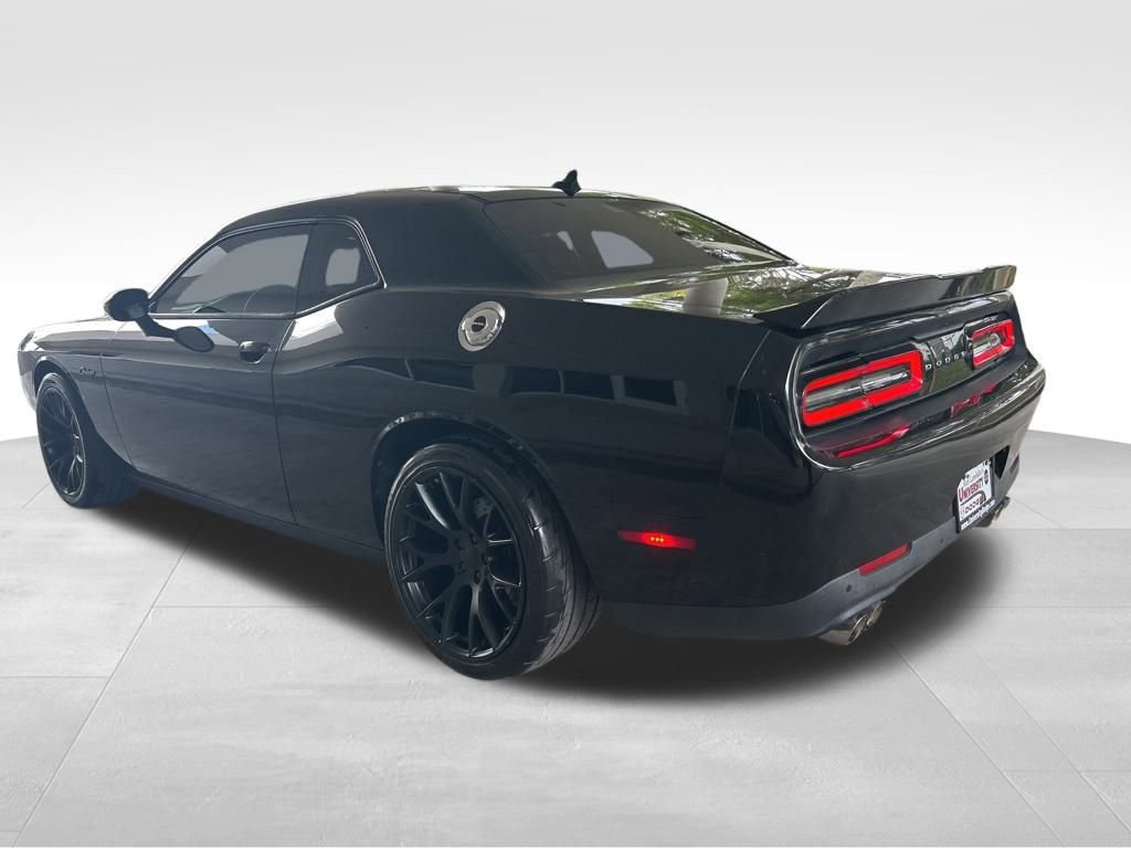 Certified 2015 Dodge Challenger R/T Plus image 4