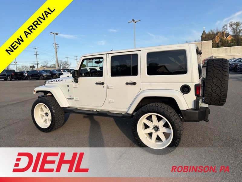 Used 2016 Jeep Wrangler Unlimited Sahara w/ Connectivity Group AWD/4WD image 8