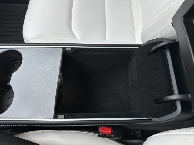 Used 2024 Tesla Model Y Long Range image 26