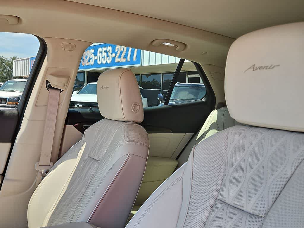 Used 2021 Buick Envision Avenir w/ Technology Package II AWD/4WD image 15