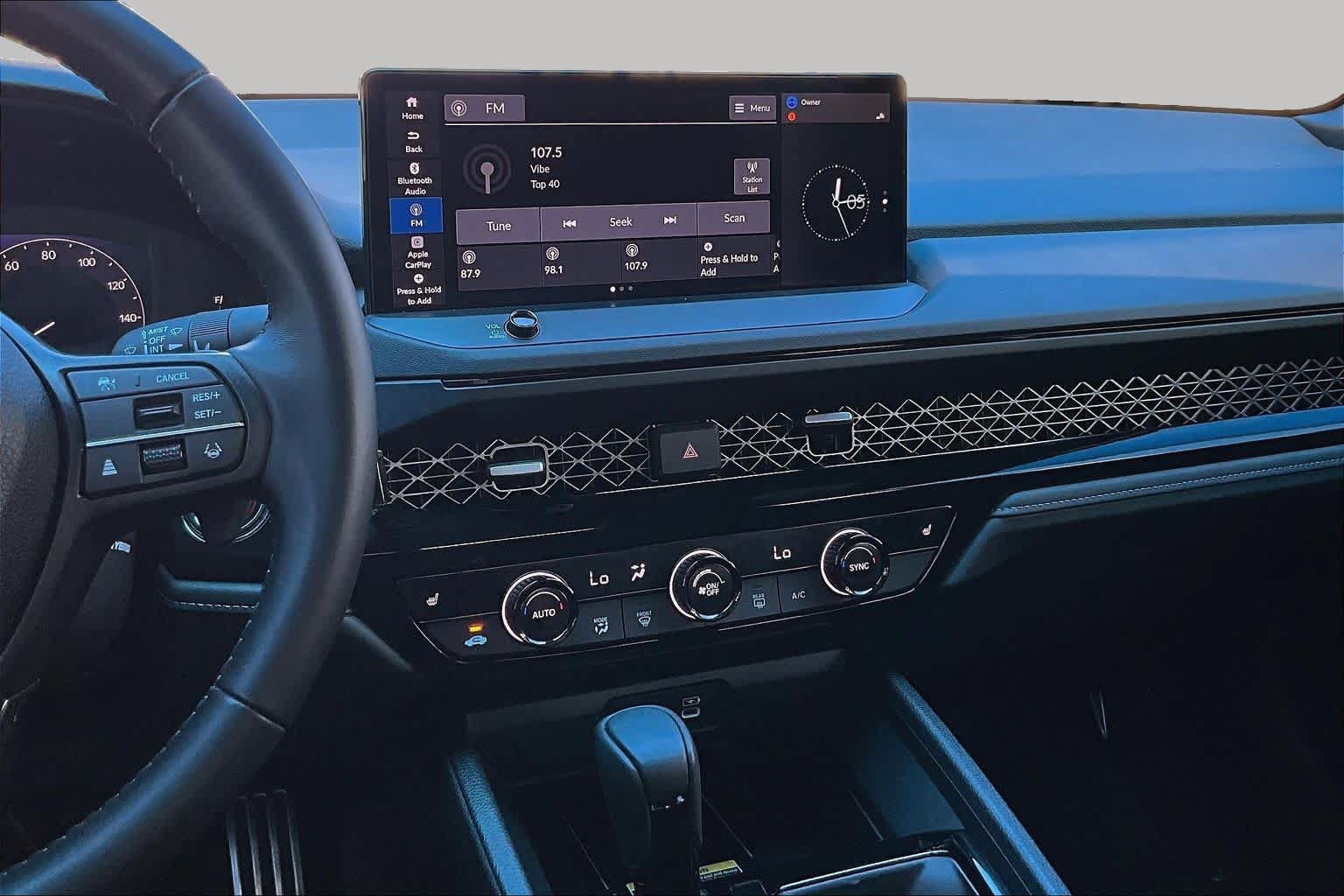 Used 2025 Honda Accord Sport image 7