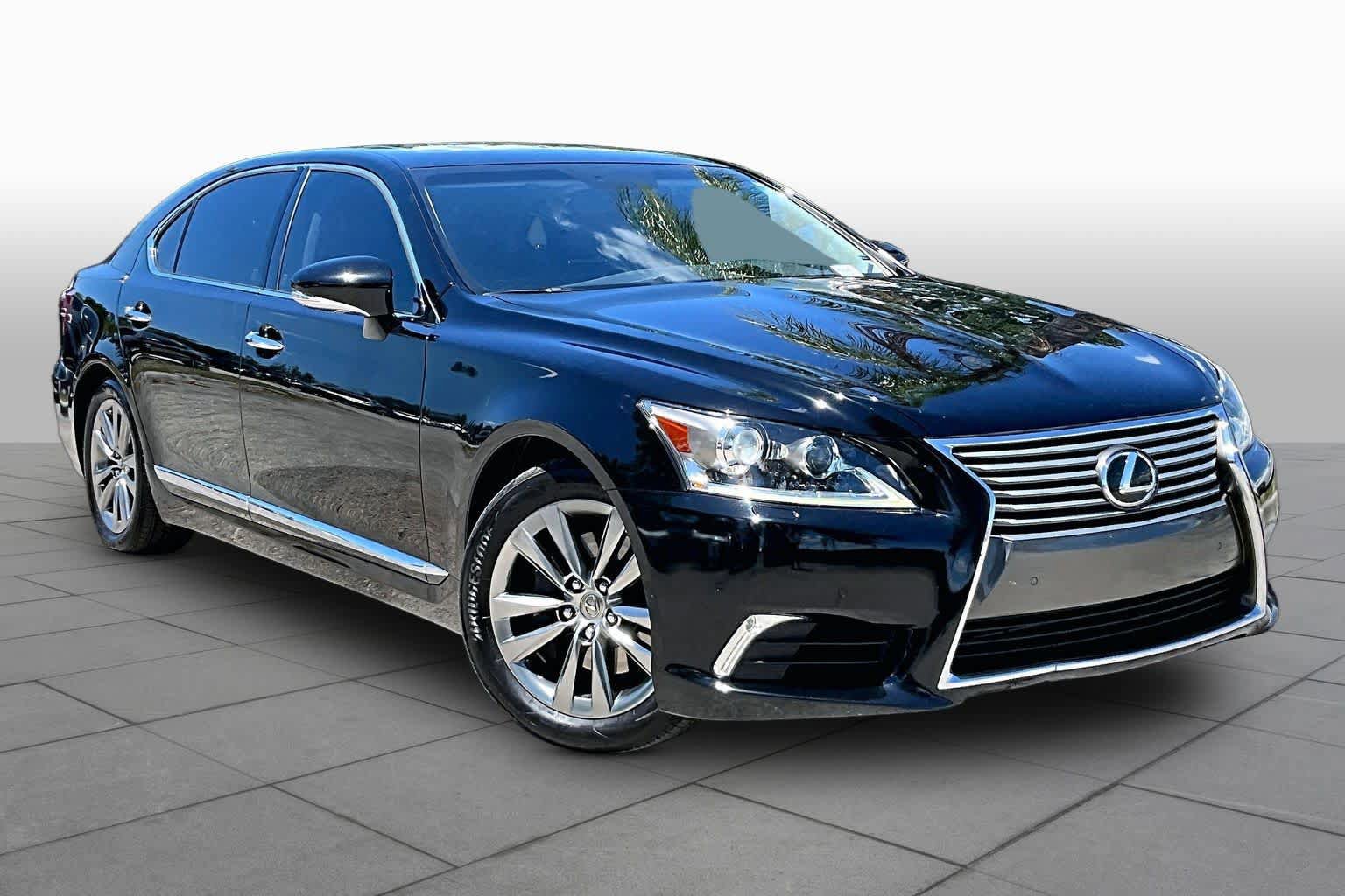 Used 2015 Lexus LS 460 L RWD image 3
