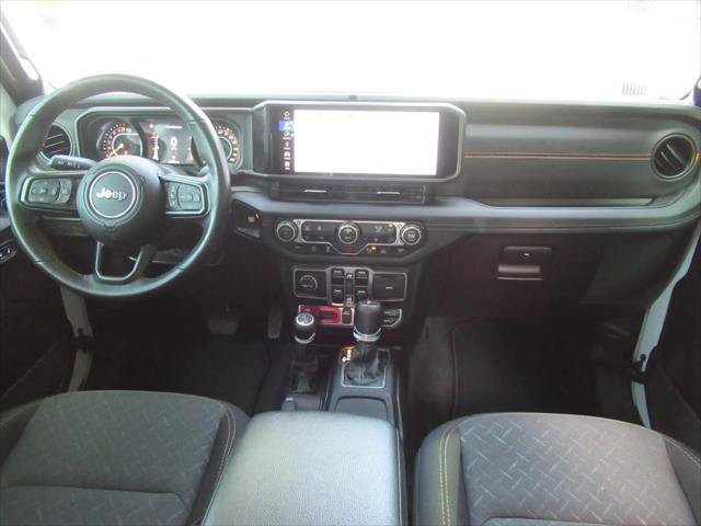 Certified 2024 Jeep Gladiator Mojave w/ Safety Group AWD/4WD image 15