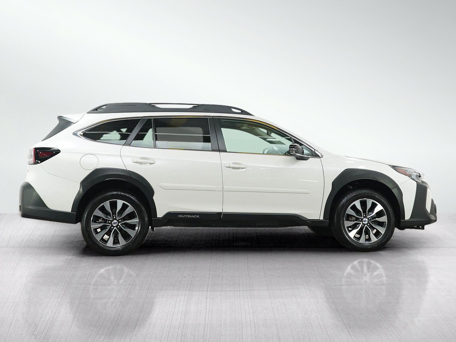 Used 2024 Subaru Outback Limited AWD/4WD image 6
