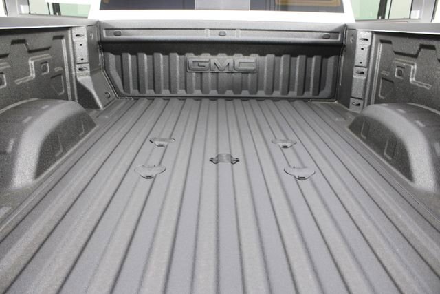 New 2026 GMC Sierra 2500 Denali w/ Denali Reserve Package AWD/4WD image 24