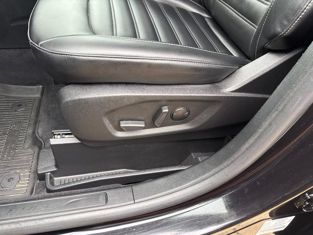 Used 2024 Ford Edge SEL w/ Convenience Package AWD/4WD image 23