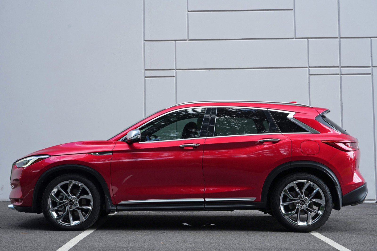 Used 2021 INFINITI QX50 Autograph w/ Premium White Leather Package FWD image 8