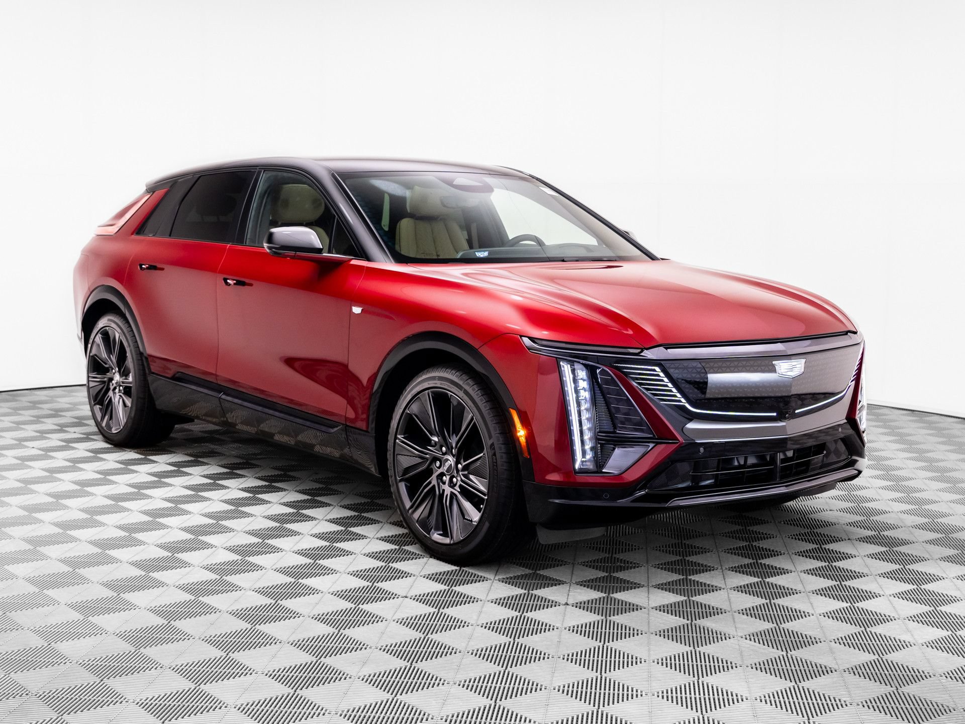 New 2026 Cadillac Lyriq Signature Sport w/ Nappa Leather Package AWD/4WD image 7