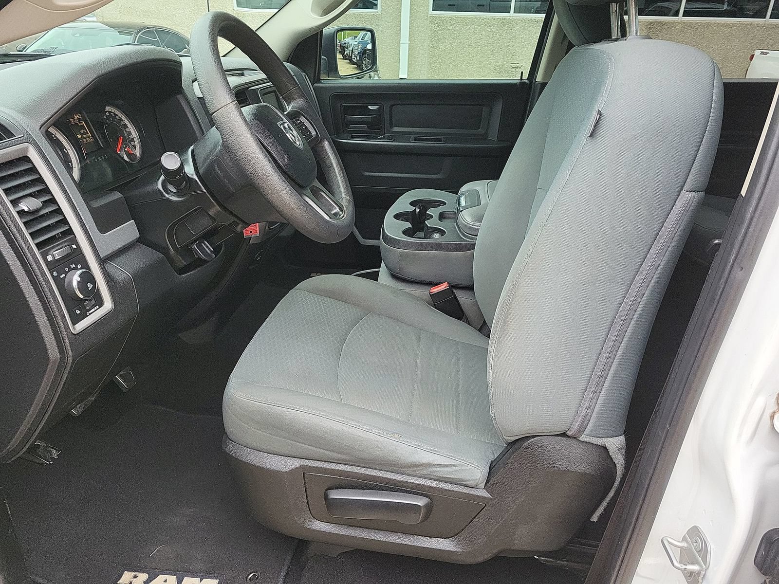 Used 2018 RAM 1500 Express w/ Express Value Package RWD image 18