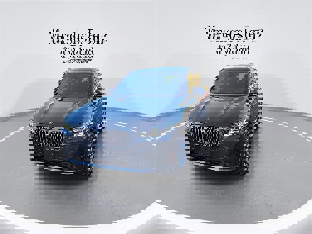 Used 2024 BMW X3 sDrive30i image 3