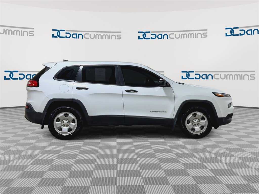 Used 2014 Jeep Cherokee Sport image 9