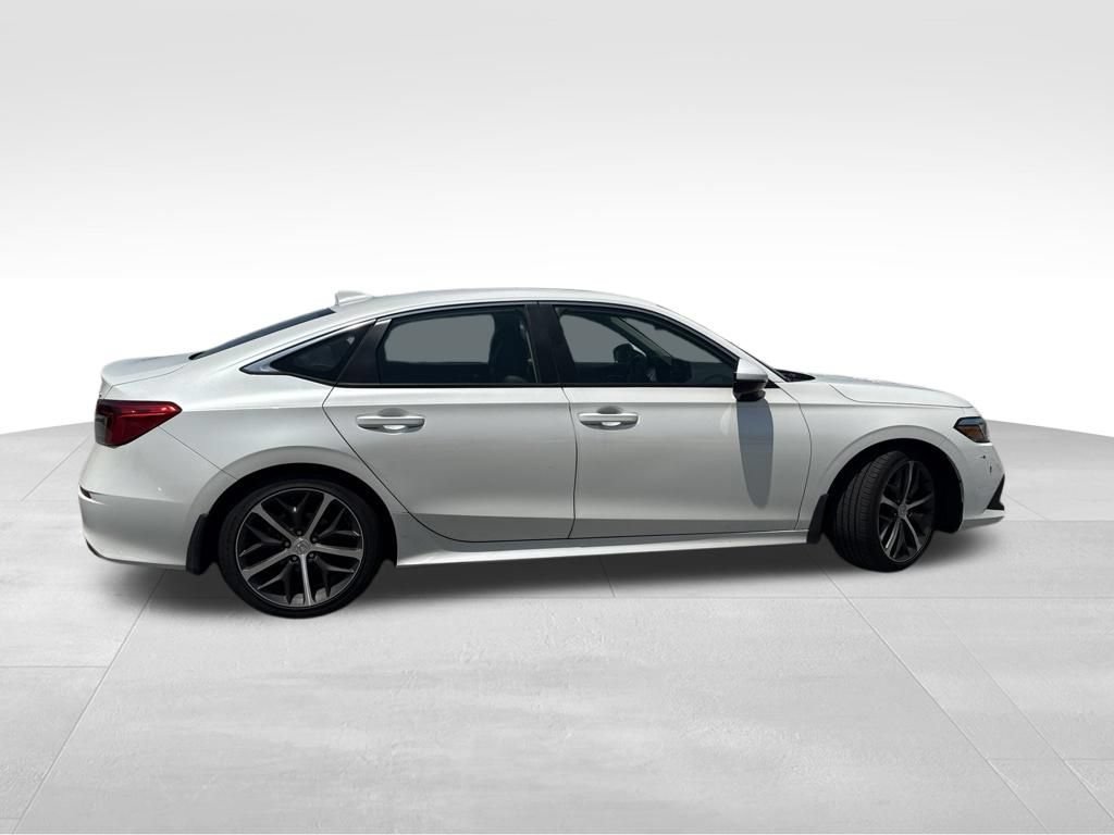 Used 2022 Honda Civic Touring image 11