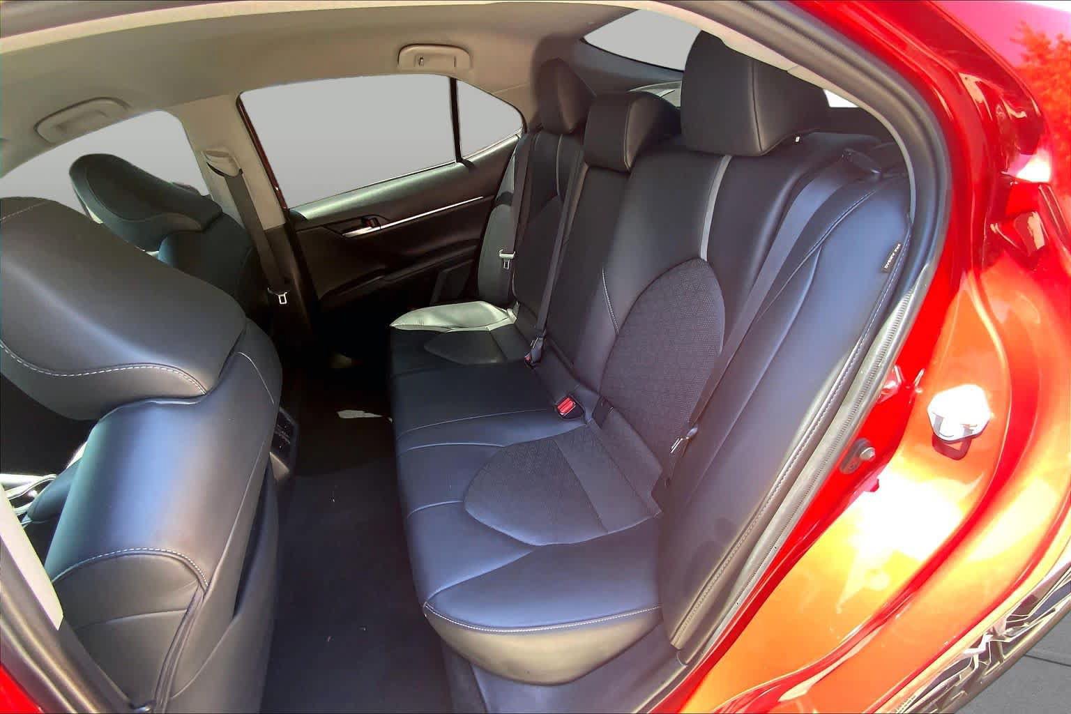 Used 2023 Toyota Camry XSE FWD image 21