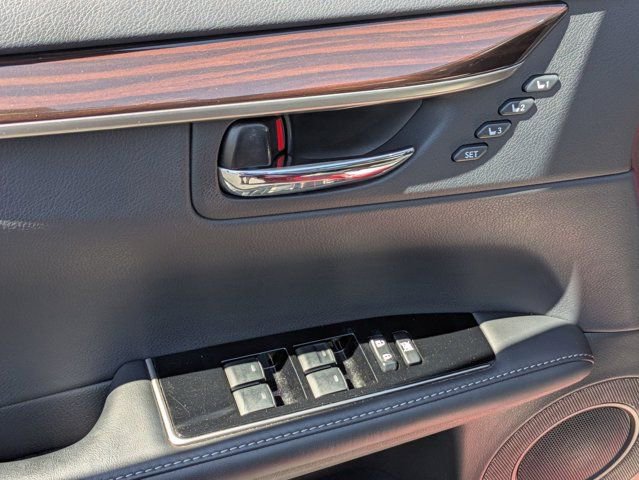 Used 2016 Lexus ES 350 w/ Premium Package w/Wood Trim FWD image 15