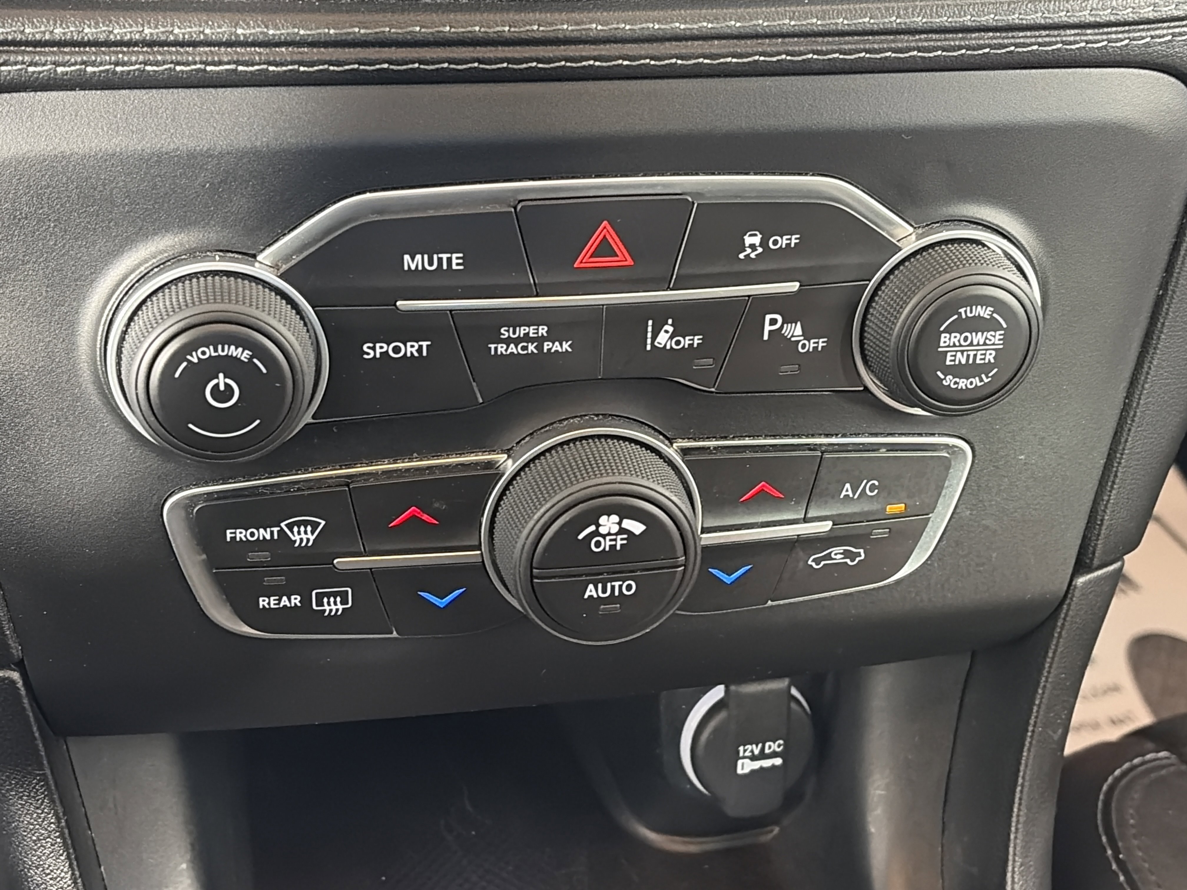 Used 2023 Dodge Charger GT w/ Plus Group AWD/4WD image 25