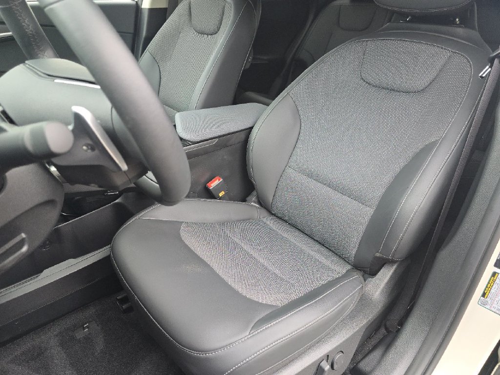 Used 2024 Kia EV6 Light RWD image 20